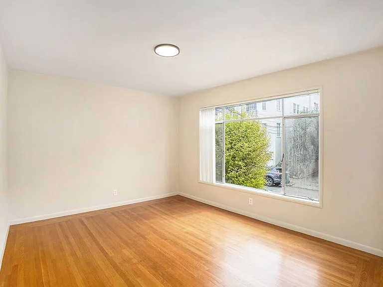 643 Beacon St #2 - 1 bedroom | 1 bath — Photo 9
