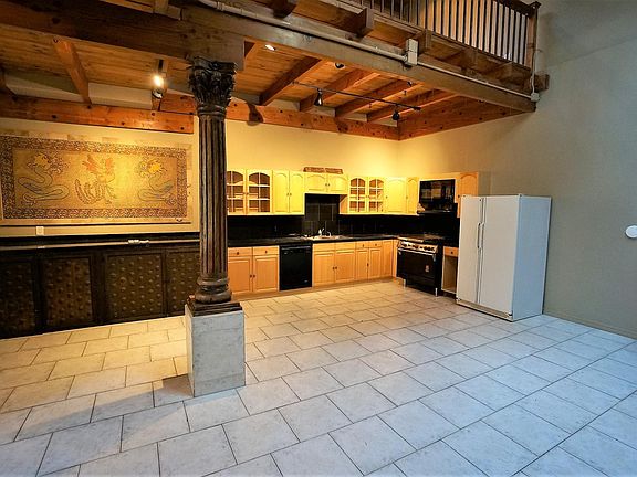2nd image of 541 2nd Ave #1