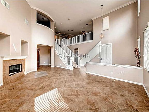 5th image of 371 Trentino Alto St