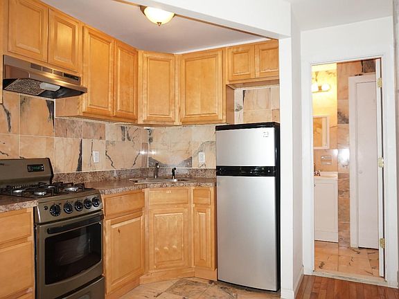 Lots of cabinet space