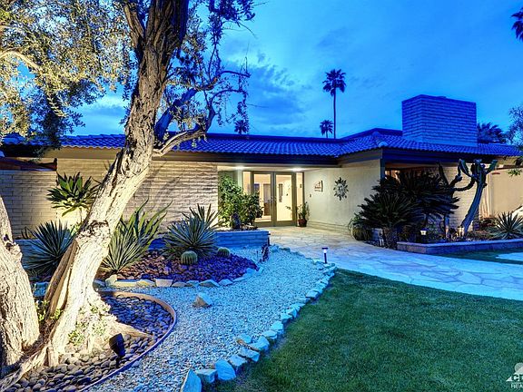 3rd image of 46191 Papago Cir