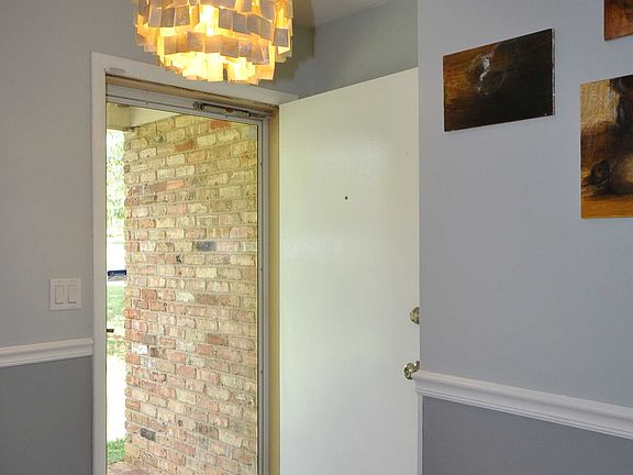 3rd image of 420 Harolds Dr NW