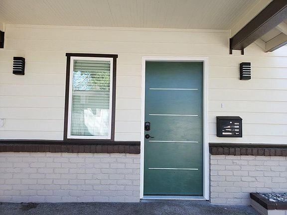3rd image of 4118 C St