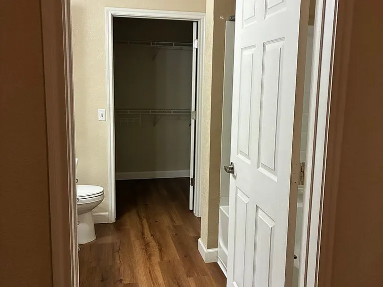860 N Orange Ave #101 — Photo 8
