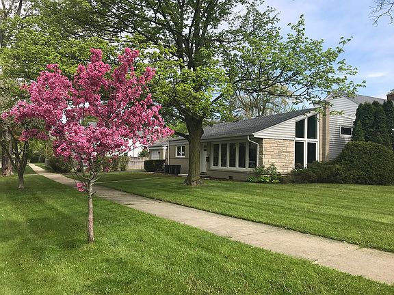 2nd image of 1804 Midland Ave