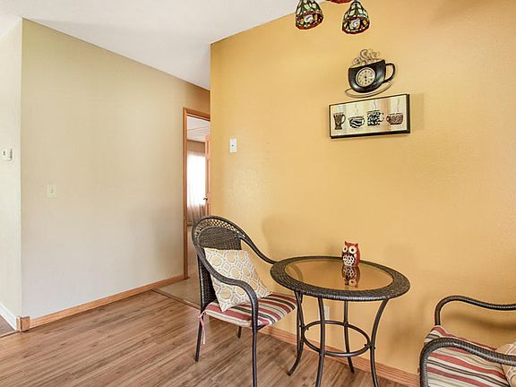 4th image of 3806 E Shore Dr