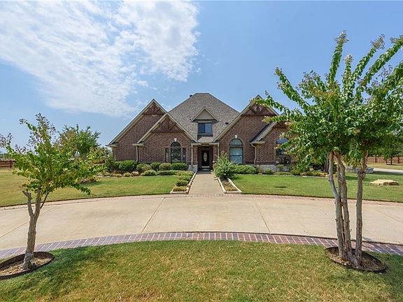 5th image of 6150 Meadowlands Dr