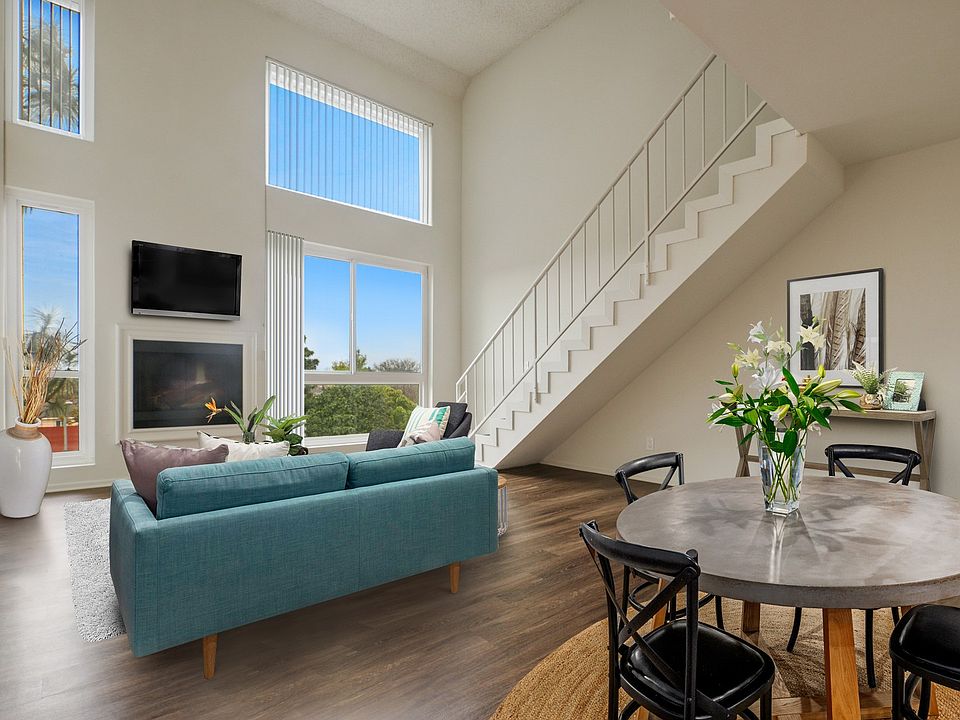 1st image of 2600 Overland Ave APT 323