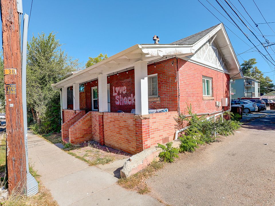 1220 11th St & Pleasant St- 4br for 4 max