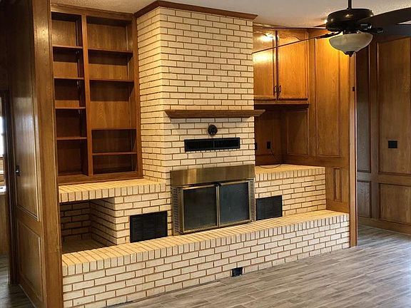 3rd image of 6895 Cottage Hill Ln