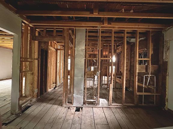 5th image of 731 JACKSON STREET