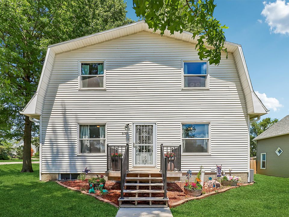 1st image of 591 Long St