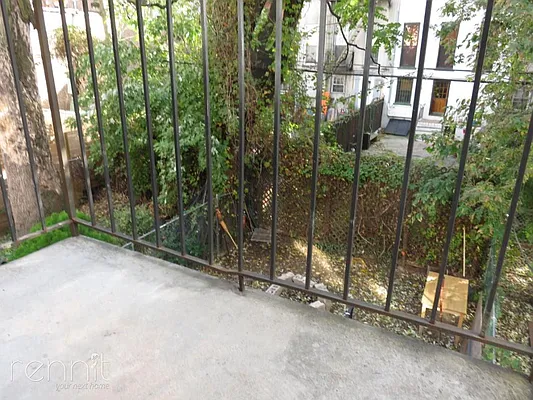 Rented by Rennit Inc. | media 19