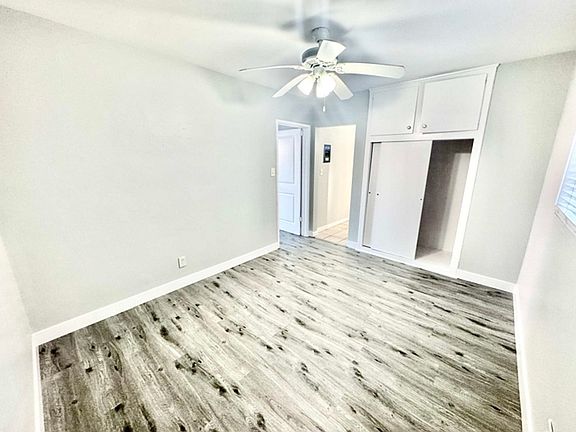 3rd image of 1117-1119 N Rose Ave #1119B