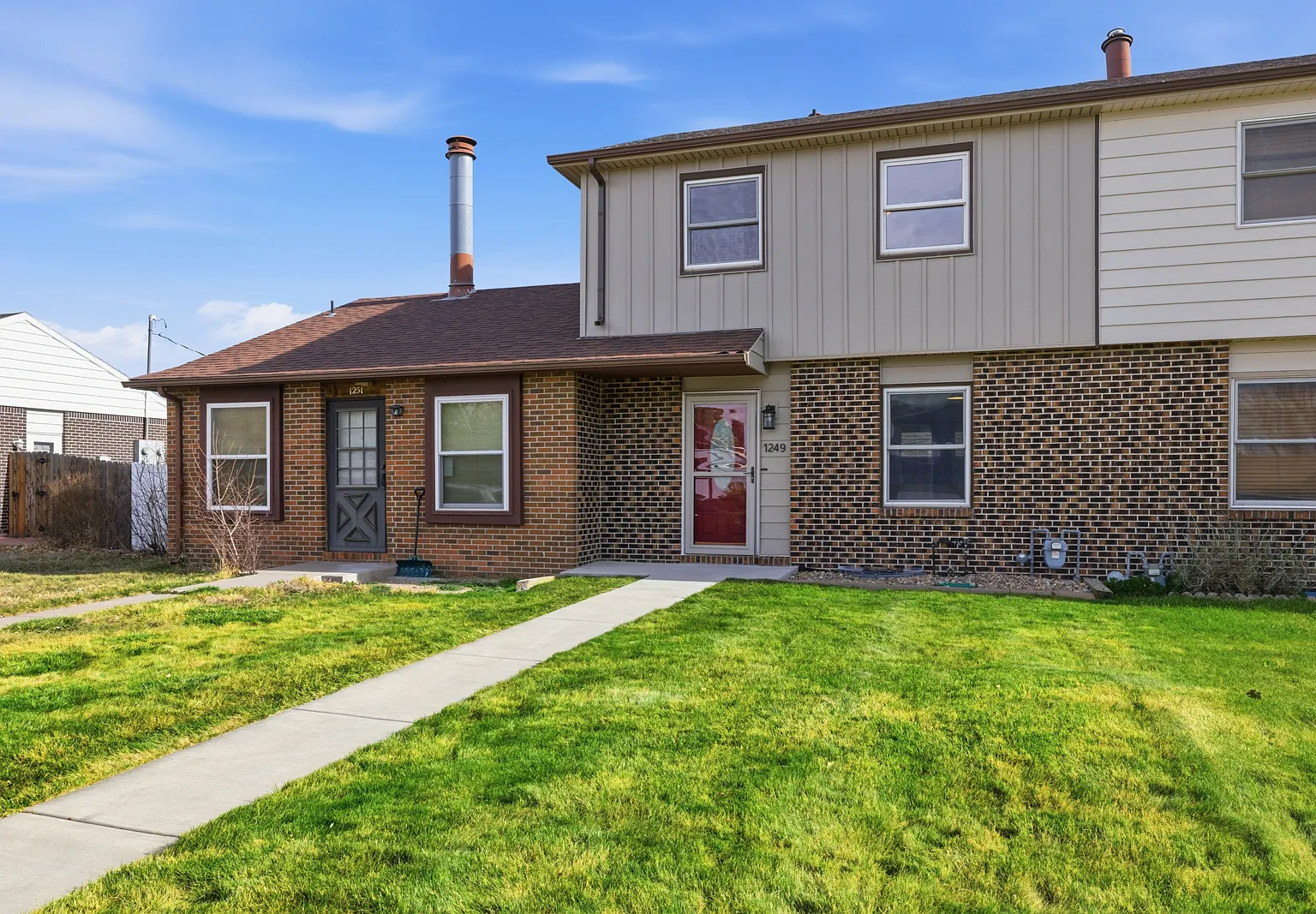 2 bed, 1.5 bath, 1540 sqft, $1,870 — Photo 2