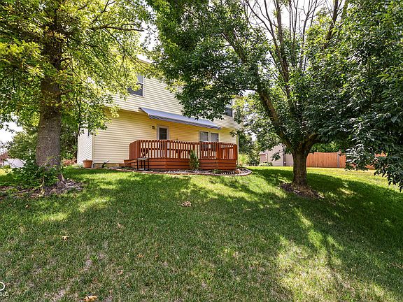 4th image of 924 Thornwood Dr