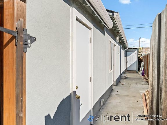 3rd image of 1729 Laine Ave