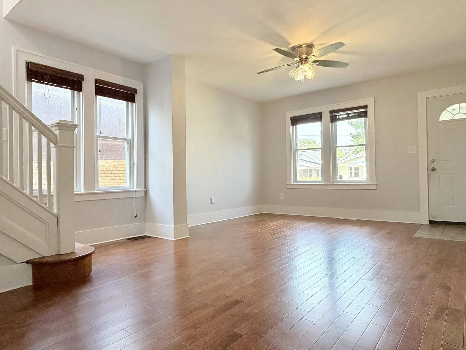 2 bed, 1000 sqft, $1,488 — Photo 2