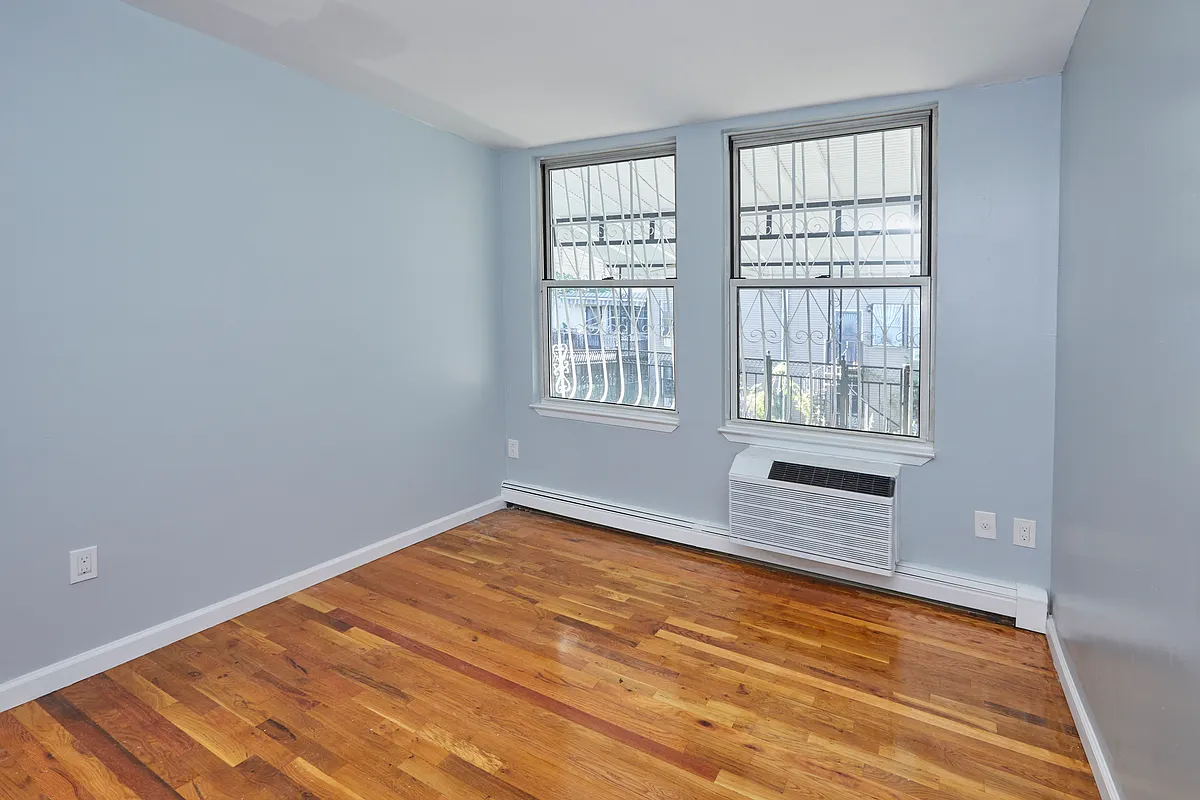 Building Photo - 474 E 145th St #222