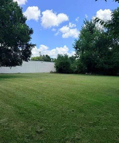 8511 Ridgepoint Dr — Photo 10