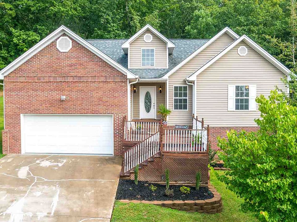 1st image of 288 Southern Oaks Dr SE