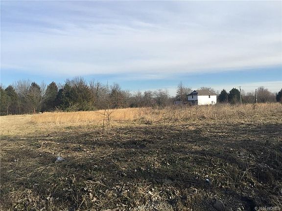 3rd image of 15670 N Skyline Dr