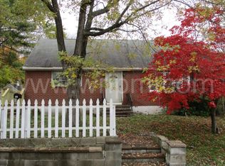 101 Nyroy Dr, Troy, NY 12180