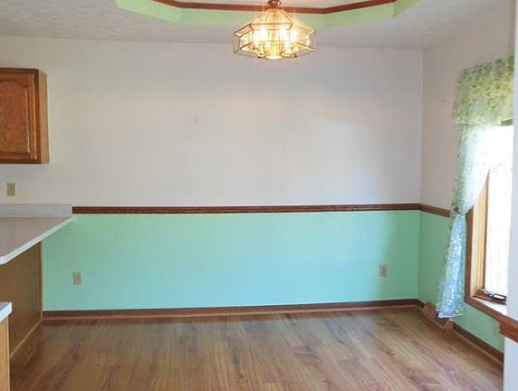 5th image of 119 Red Oak Dr