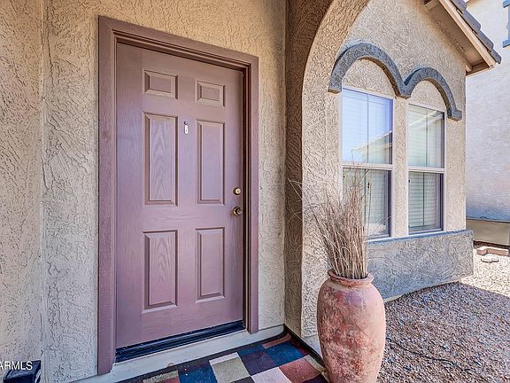 5th image of 1139 W VINEYARD PLAINS Drive