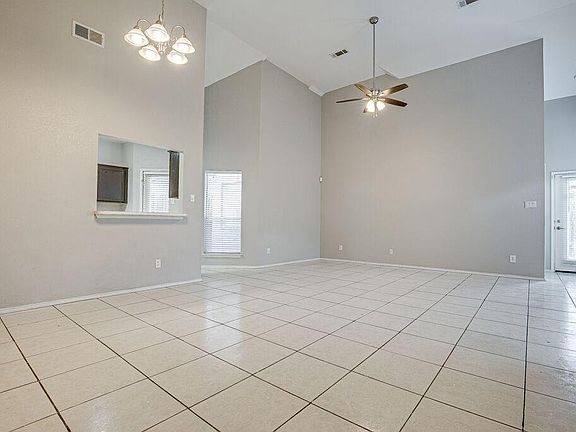2nd image of 5336 Waterford Dr