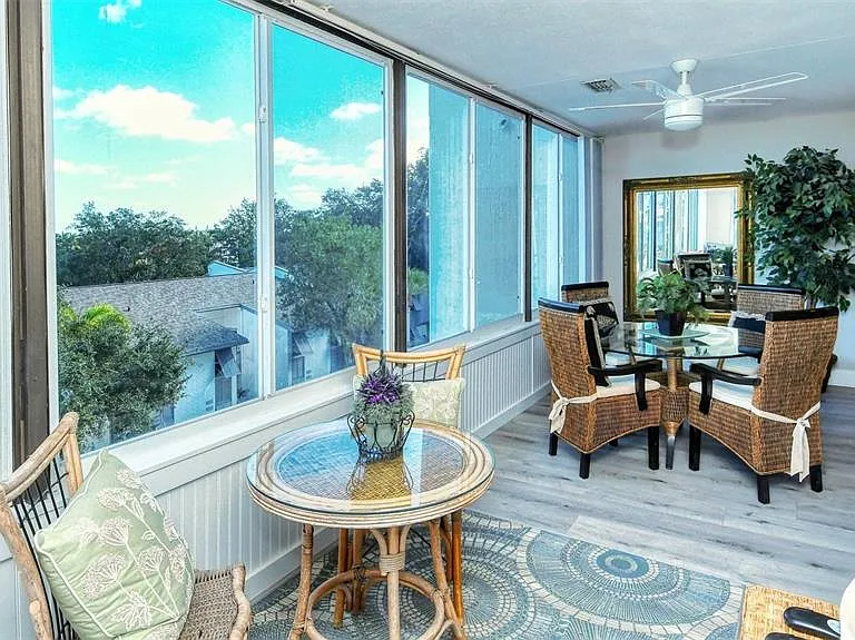 1255 E Peppertree Dr #305 — Photo 16