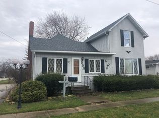 332 Monroe St, Genoa, IL 60135