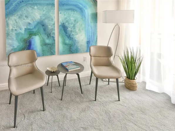 455 Grand Bay Dr #517, Key Biscayne, FL 33149