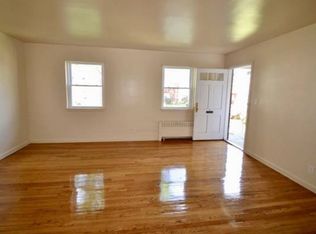 4 Redfield Vlg #D2, Edison, NJ 08837