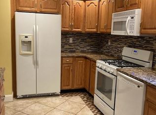 24 Parker St, Indian Orchard, MA 01151