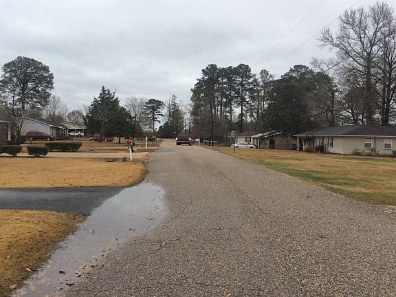 5th image of 498 Hinson Dr
