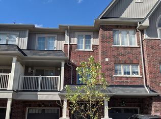 18 Mappin Way, Whitby, ON L1R0R4