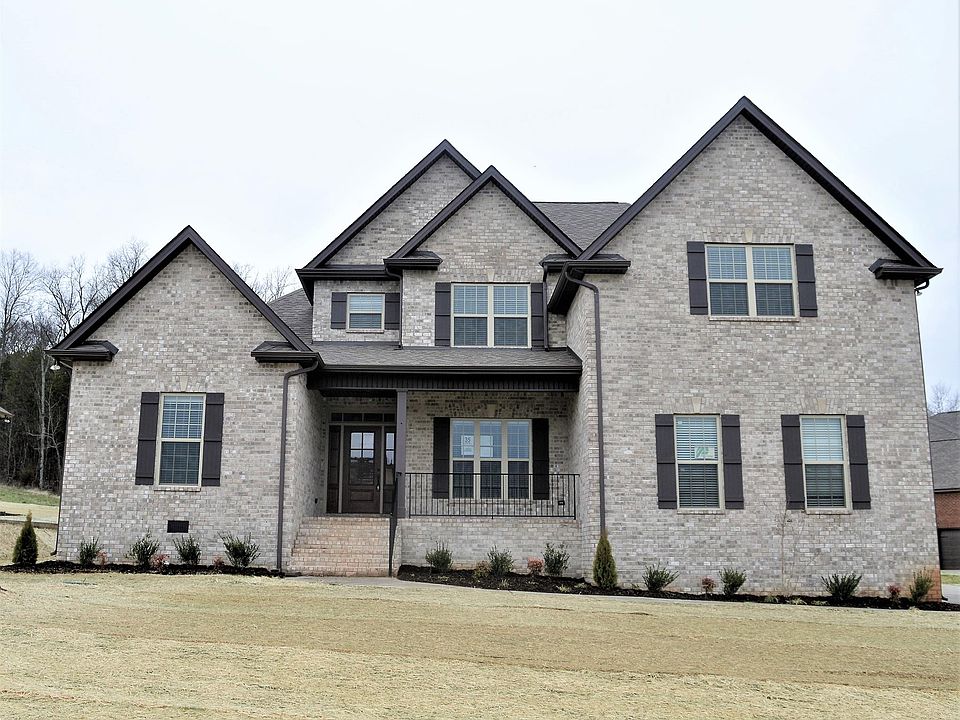 1st image of 640 Twin View Dr