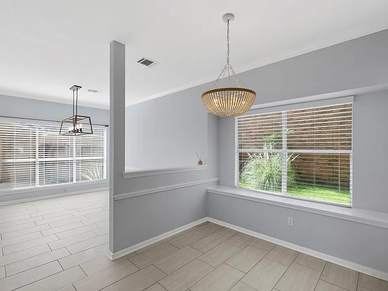 1431 N Medio River Cir — Photo 9