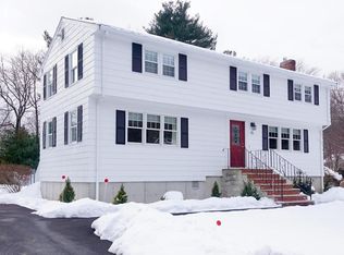 15 Wing Ter, Burlington, MA 01803