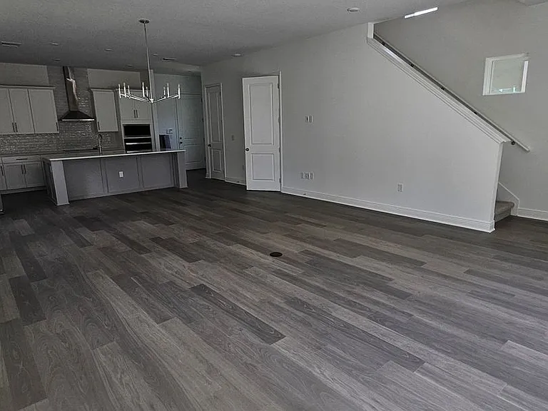 10172 Pearson Ave — Photo 6