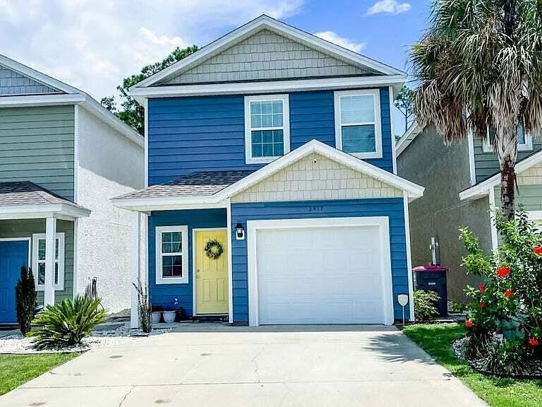 2417 Causeway Manor Ct — Photo 1