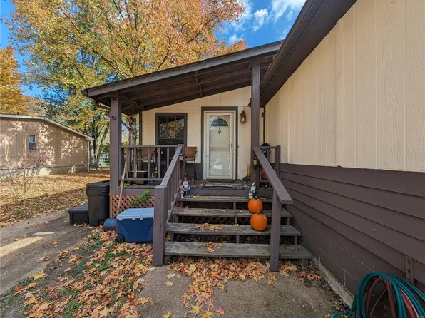 6173 Woodhollow Dr, House Springs, MO 63051