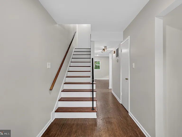 15063 Cherrydale Dr — Photo 3
