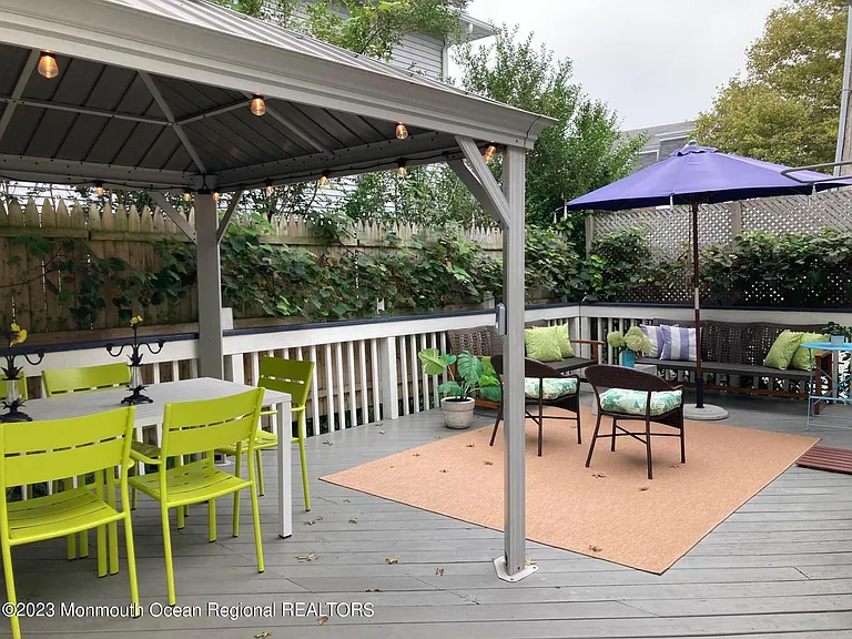 124 Heck Ave — Photo 28