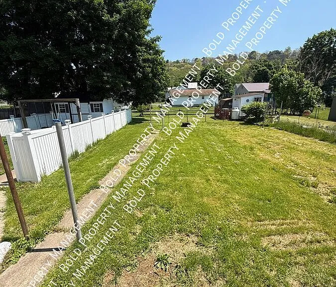 61 Mifflin St — Photo 8