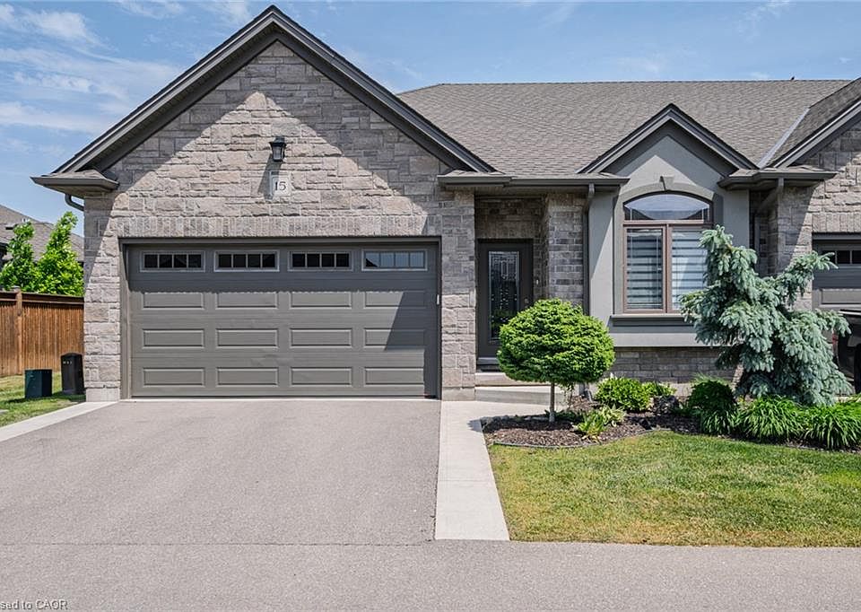 1st image of 15 Winterberry Ln