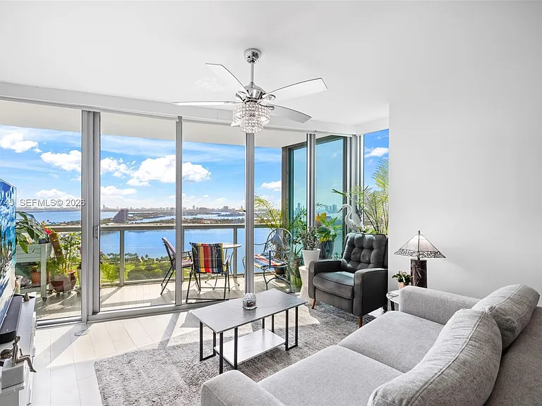 888 Biscayne Blvd #2909 — Photo 2