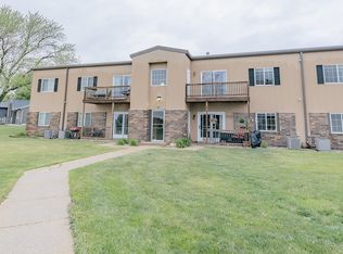 3 27th St UNIT 220, Spirit Lake, IA 51360