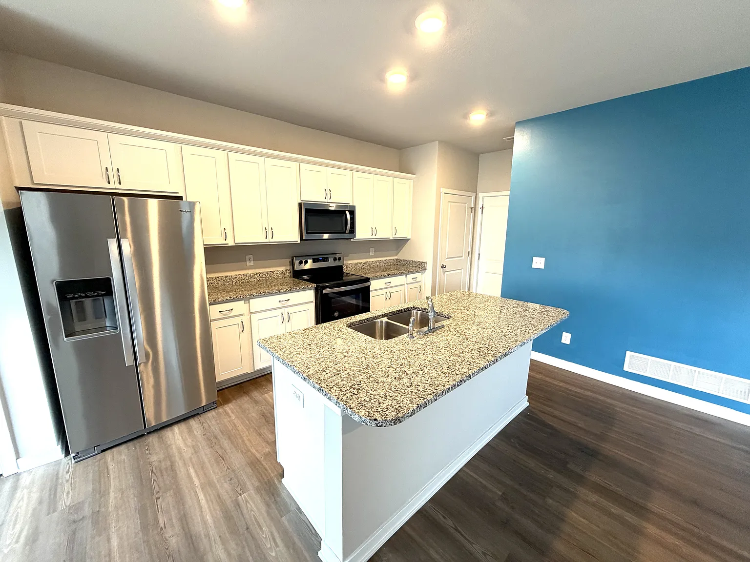 3204 Northwest Greenwood Street - 1 — Photo 4